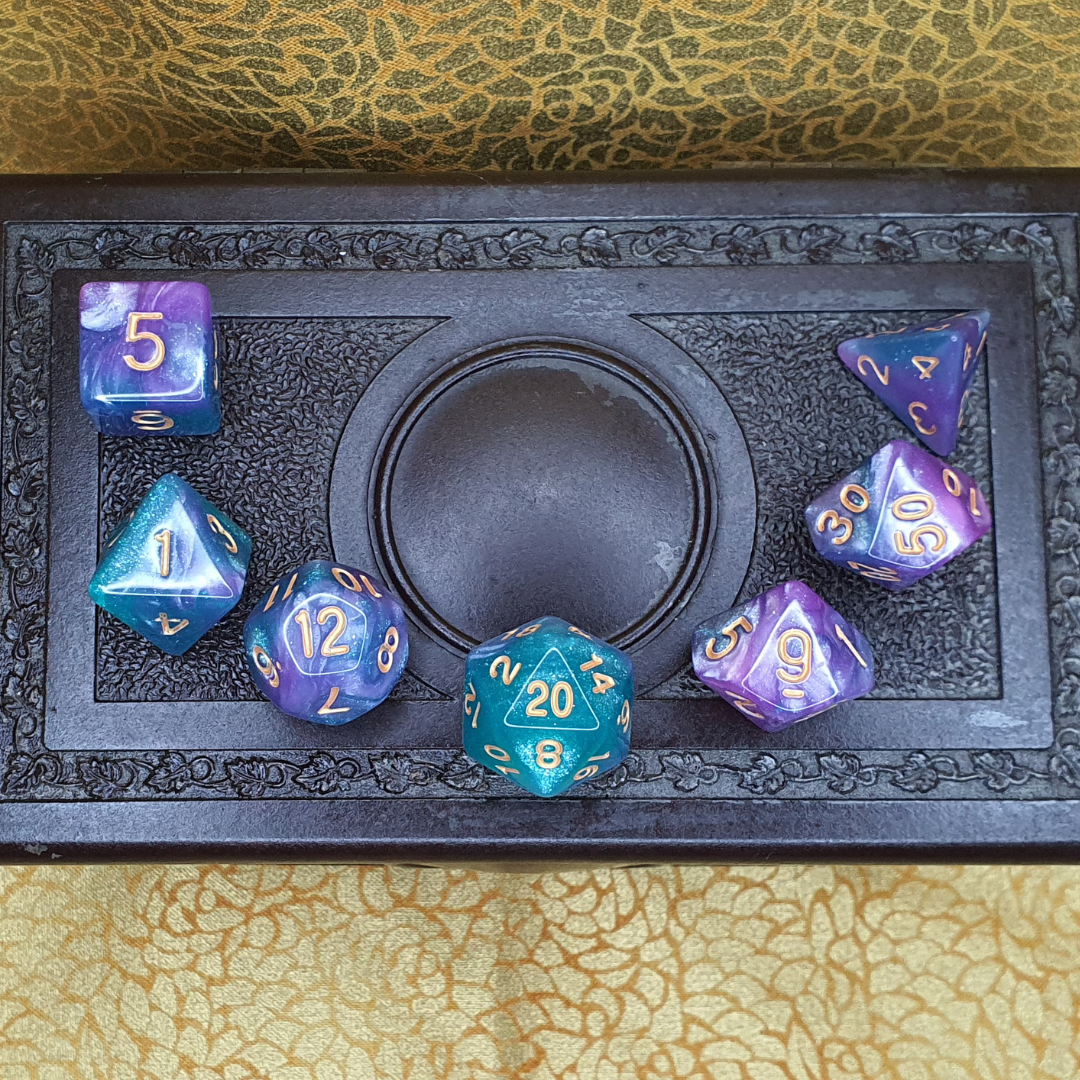 Infinite Fort - Gates of the Moon D&D Acrylic Dice Set