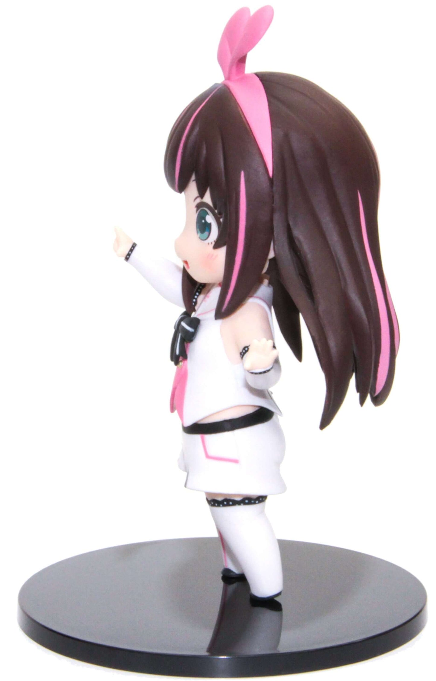 Kizuna AI: Pougnette Figure